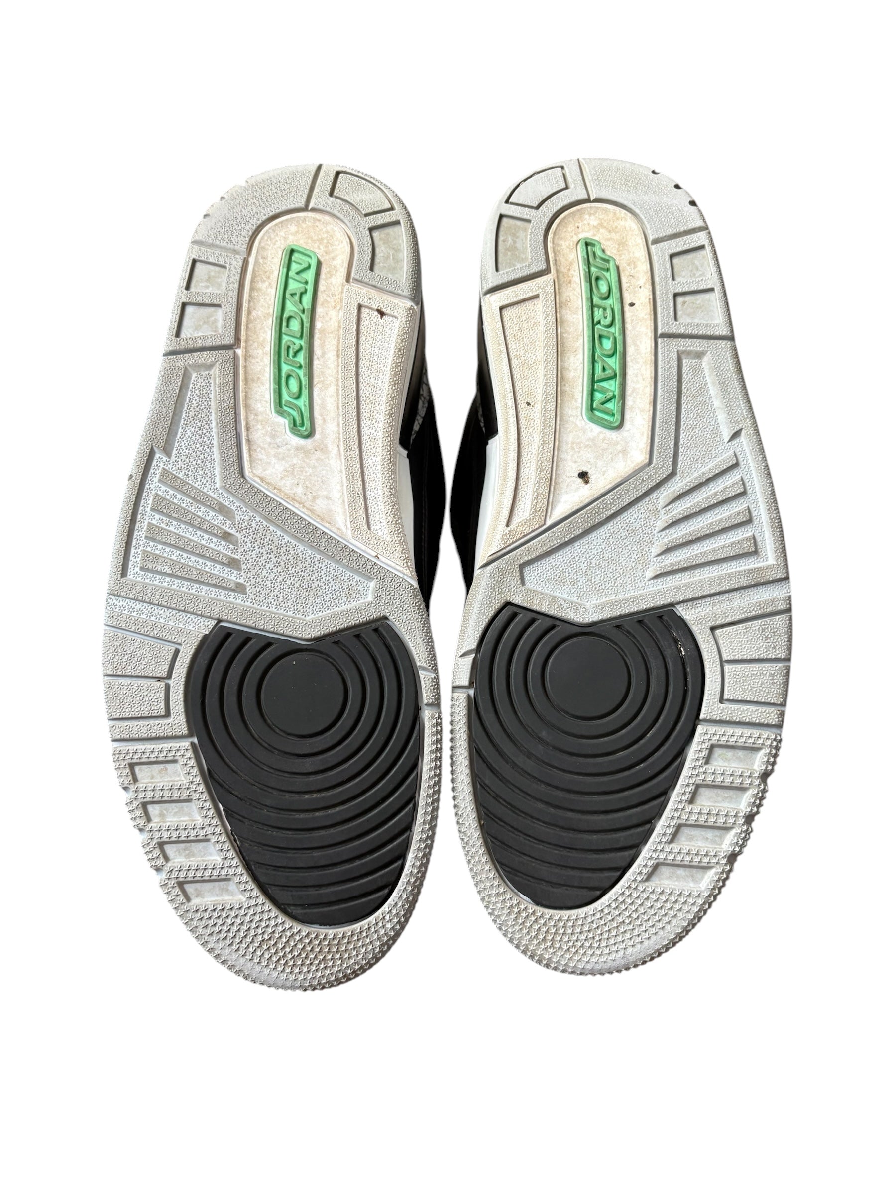 Jordan 3 Retro ‘Green Glow’
